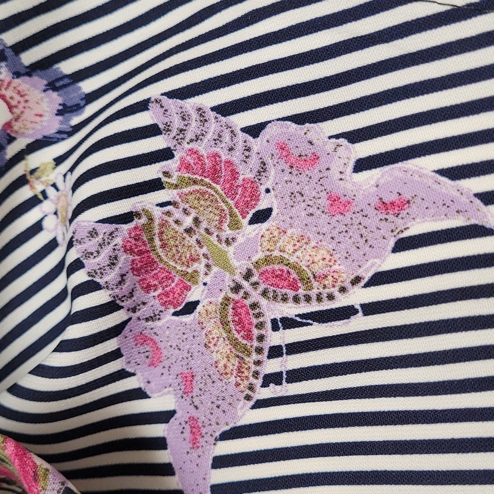 NWT Casual Coutour Top - Picture 11 of 14